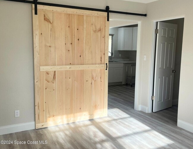 Building Photo - 26 Carmalt St