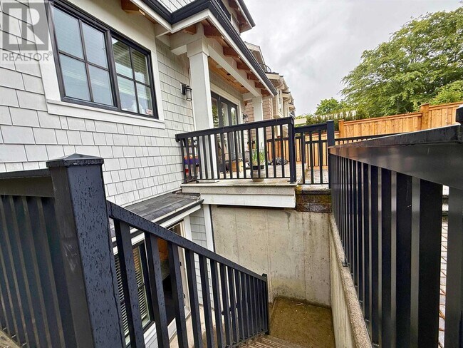 Photo du bâtiment - 3558 W 11th Ave
