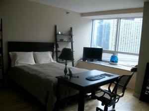 Foto principal - 512 N McClurg Ct