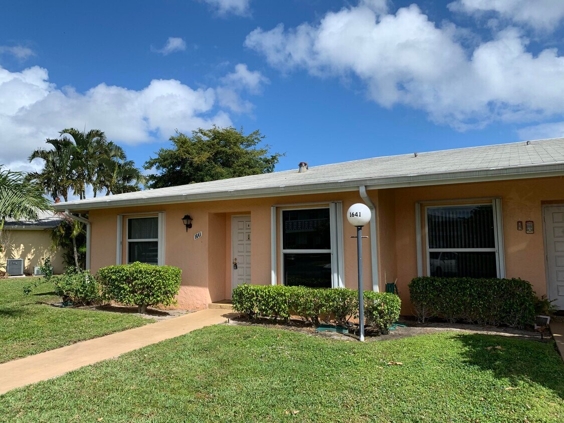1641 NW 19th Terrace Unit 46A, Delray Beach, FL 33445 Apartment for