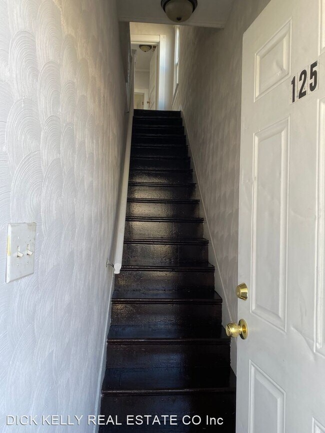 Foto del edificio - 3 br, 1 bath House - 125 Hough Ave