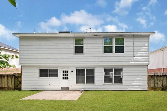 Foto del edificio - 5019 Woodland Meadows Ln