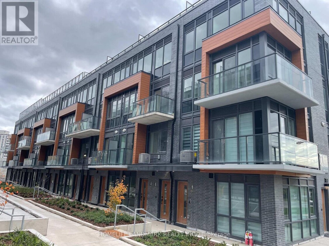 Primary Photo - 71 Curlew Dr