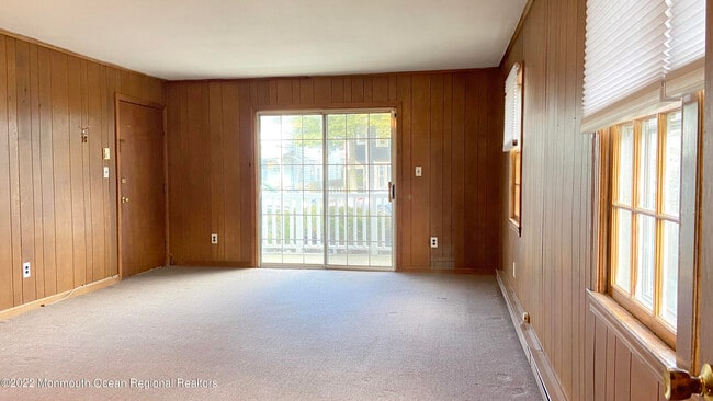 Building Photo - 70 Mt Hermon Way