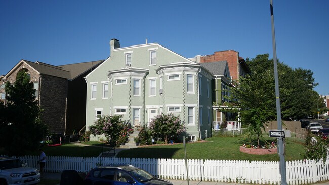 Fotografía de 2018 - 1840 3rd St NE