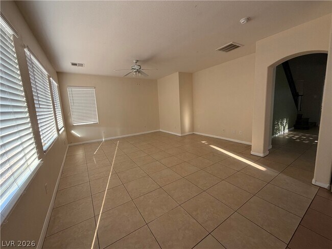 Foto del edificio - 9196 Grand Sunburst Ct