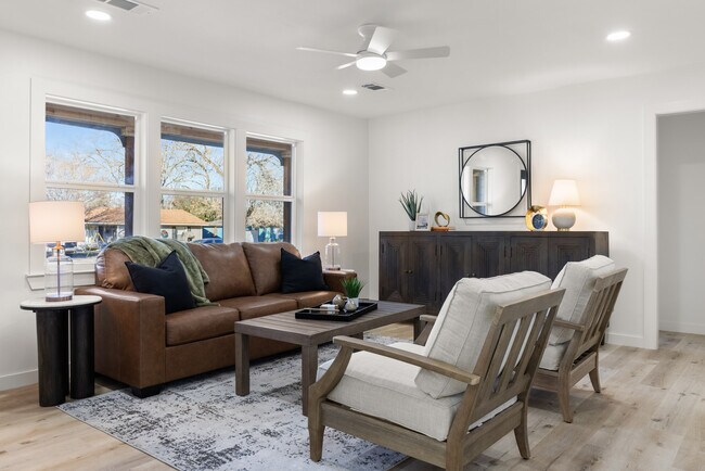 Foto del edificio - 122 Brewster St
