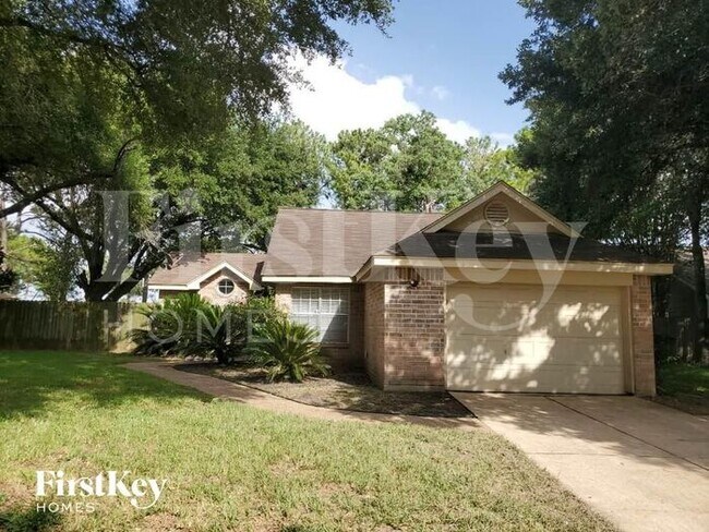 Foto del edificio - 8518 Pearl Lake Dr