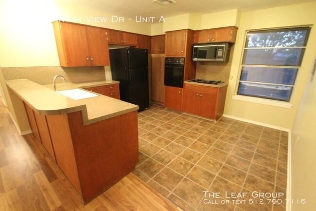 Building Photo - Ready For Move-In!