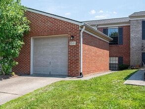 Building Photo - 2526 Knightsbridge Ln