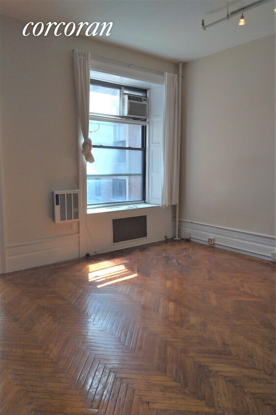 Foto del edificio - 224 W 79th St