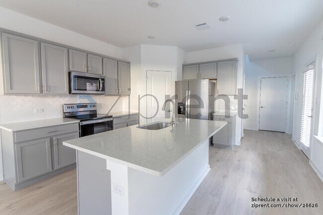 Foto del edificio - 2529 Liam Aurora Ln