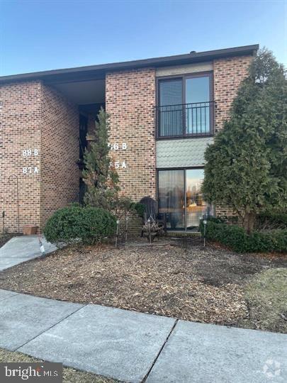 Building Photo - 86B Red Cedar Ct