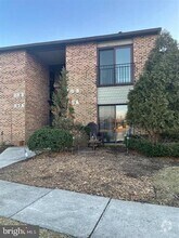 Building Photo - 86B Red Cedar Ct