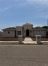 Building Photo - 23 Leanna Denae Ave