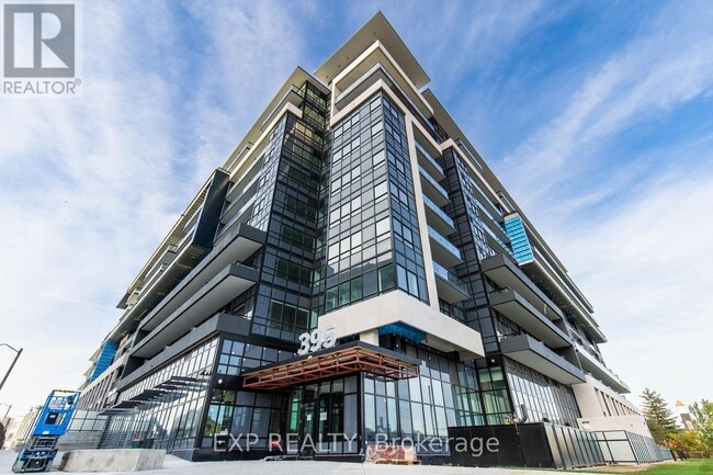 Building Photo - 395 Dundas St W