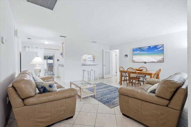 Foto del edificio - 6309 Flamingo Dr