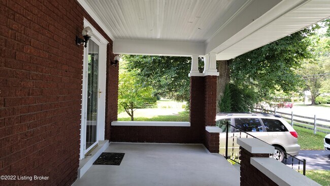 Building Photo - 3812 Taylorsville Rd