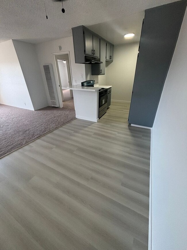 Interior Photo - WOODCREST APARTMENTS