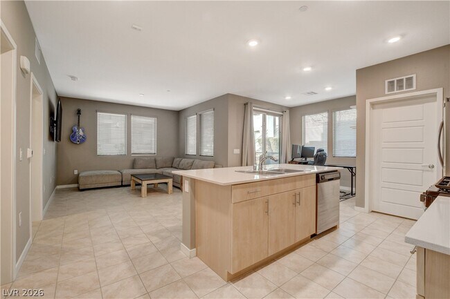 Foto del edificio - 11238 Essence Point Ave