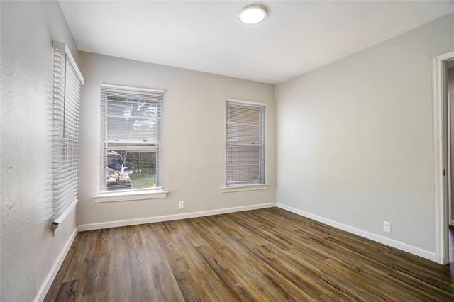 Foto del edificio - 2334 Hudspeth Ave