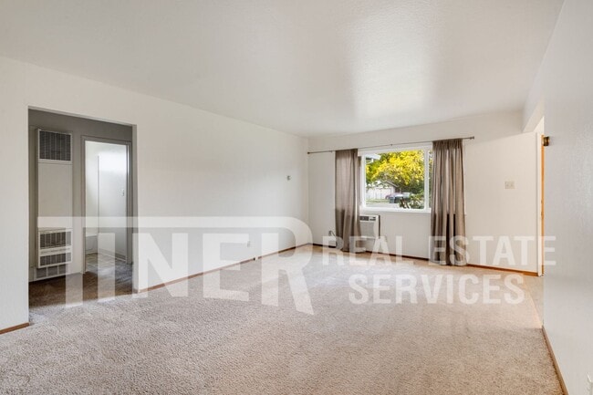 Photo - 5516 Palmdale Way House