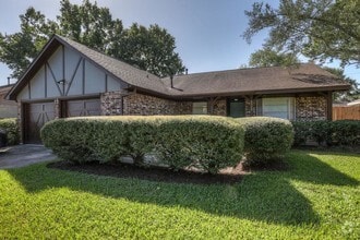 Building Photo - 5719 Chrystell Ln