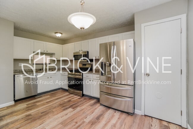 Building Photo - 1309 Milstone Dr