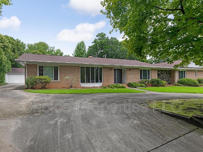 Primary Photo - 201 Livingston Dr