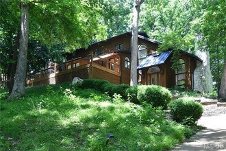Building Photo - 903 Strecker Rd