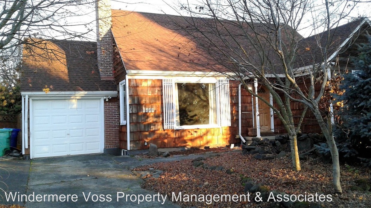 Primary Photo - 3 br, 1 bath House - 4511 N. Willamette Blvd.