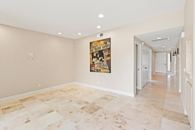 Building Photo - 55559 Winged Foot