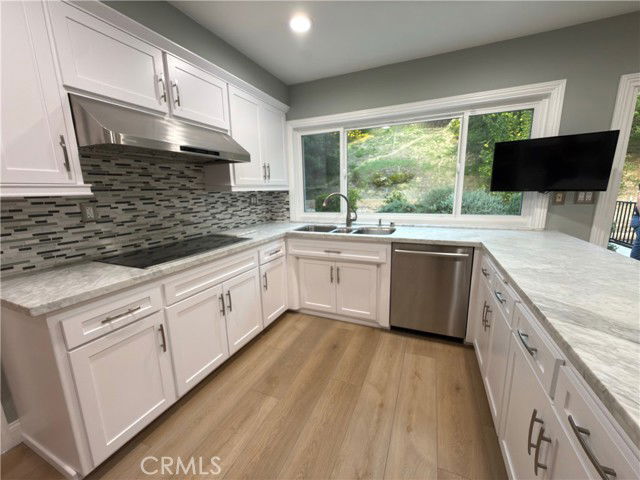 Foto del edificio - 12444 Marva Ave