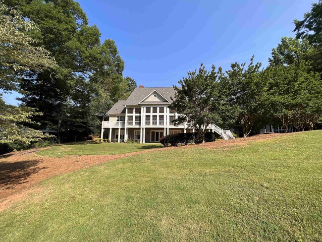 Building Photo - 3340 Linger Longer Rd