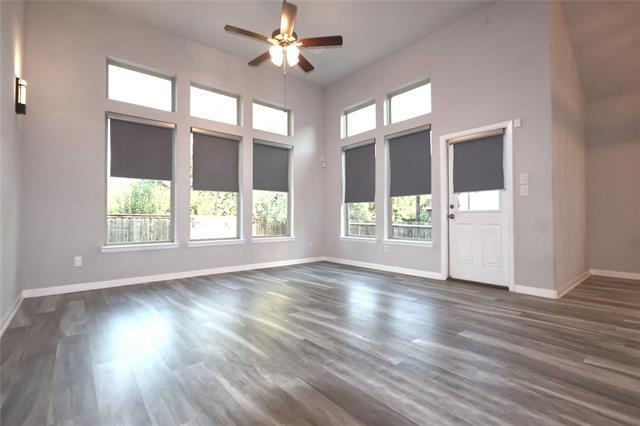 Foto del edificio - 1513 Laurel Cherry Ln