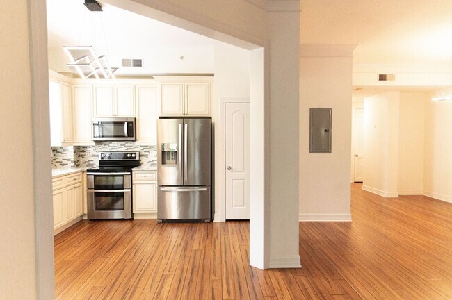Foto del edificio - 501 Mirasol Cir