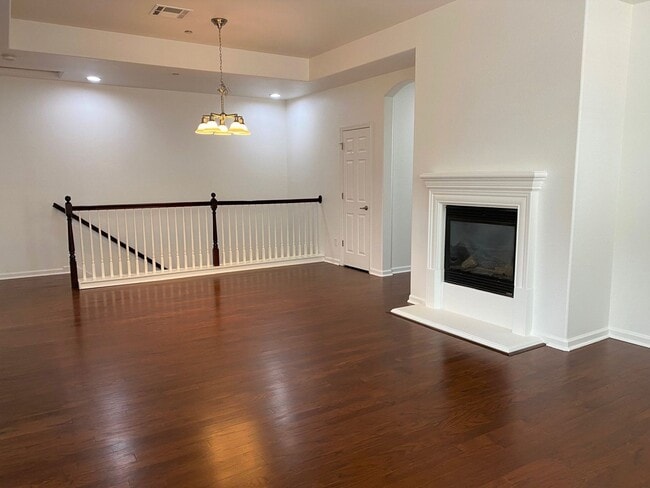 Building Photo - 1715 Wind Ranch Rd