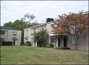 Foto principal - 585 East St