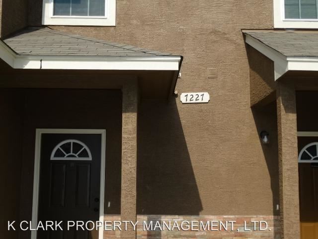 Foto del edificio - 3 br, 2.5 bath House - 7227 GOLF WAY #1