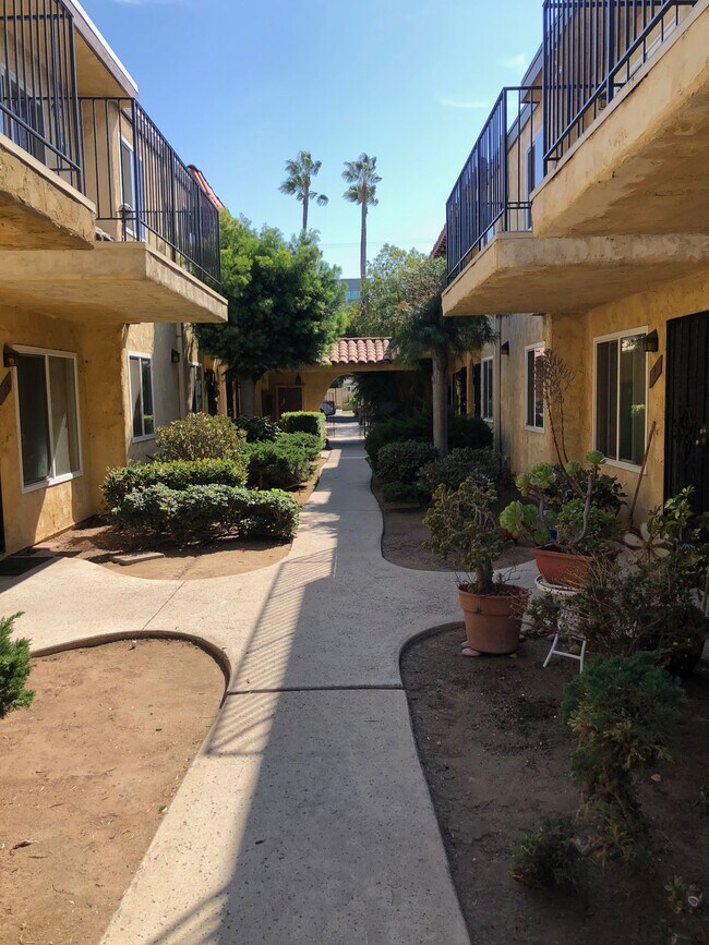 Foto del edificio - 333 Roosevelt St