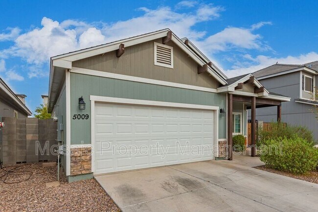 Building Photo - 5009 S 11th Pl