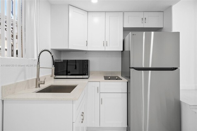 Foto del edificio - 411 SW 34th Ave