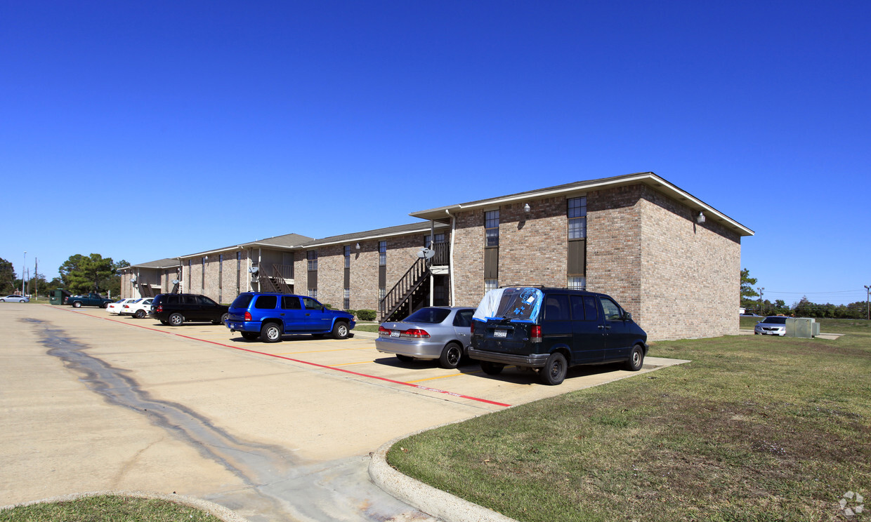 Primary Photo - Sherwood Forest Apartments