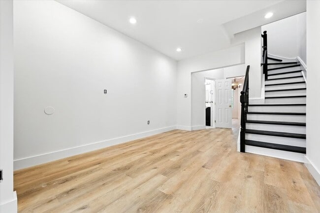 Building Photo - 434 Fairmount Ave