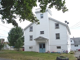 Primary Photo - 910 Decker St