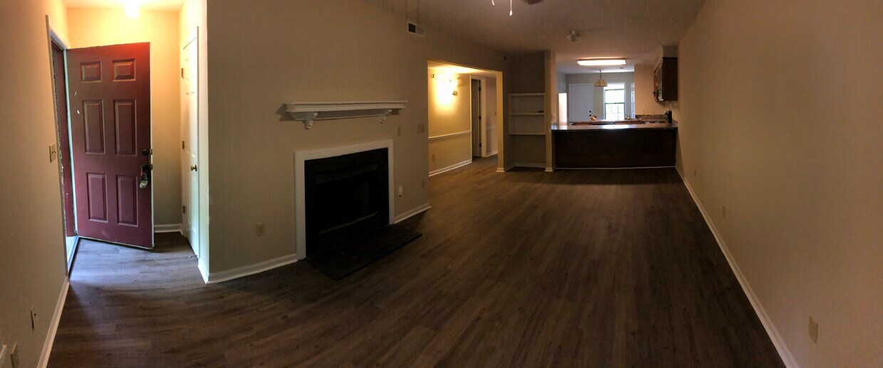 Primary Photo - 2410 McLean St