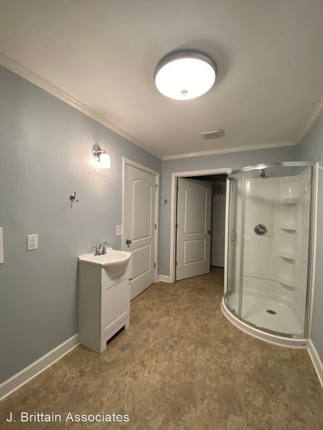 Foto del edificio - 3 br, 3 bath House - 910 Pinedale Road