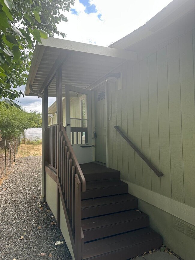 Foto del edificio - 3 bedroom 2 bathroom house in Dexter!