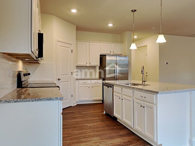 Foto del edificio - 5180 Hudson Vly Dr