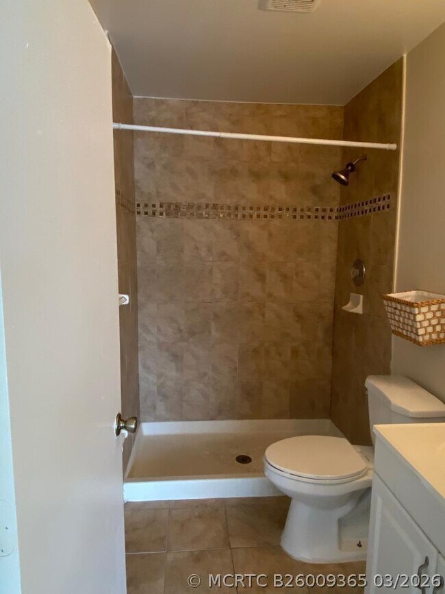 Foto del edificio - 4901 Pier Dr